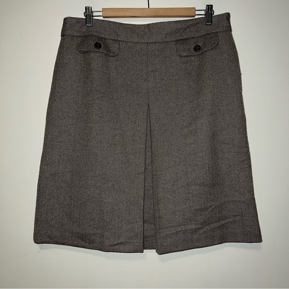J. Crew Dresses & Skirts - Women’s J Crew a line wool pleat pocket skirt size 12 side zip fully lined